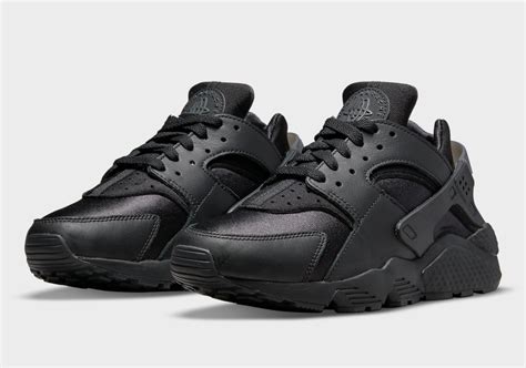 nike black huarache women